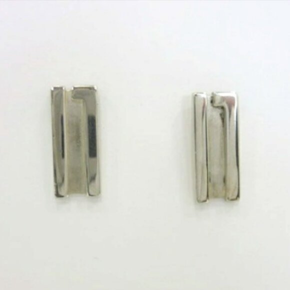GUCCI G Logos Square Stud Earrings Silver 925 Auth w/Box #3165 - Picture 4 of 8